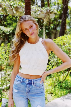 Halter SleevelessSweater Crop Top - Cream