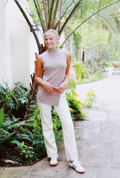 Straight UpMetallic Pants - Metallic Ivory -Fashion Finds Outlet ScreenShot2023 08 07at11.16.09AM 0f2e0d2c 0c90 41a7 be8c 65c855580bdd