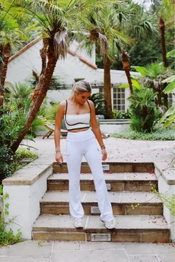 Sculpt Sports Bra Tank - Cream