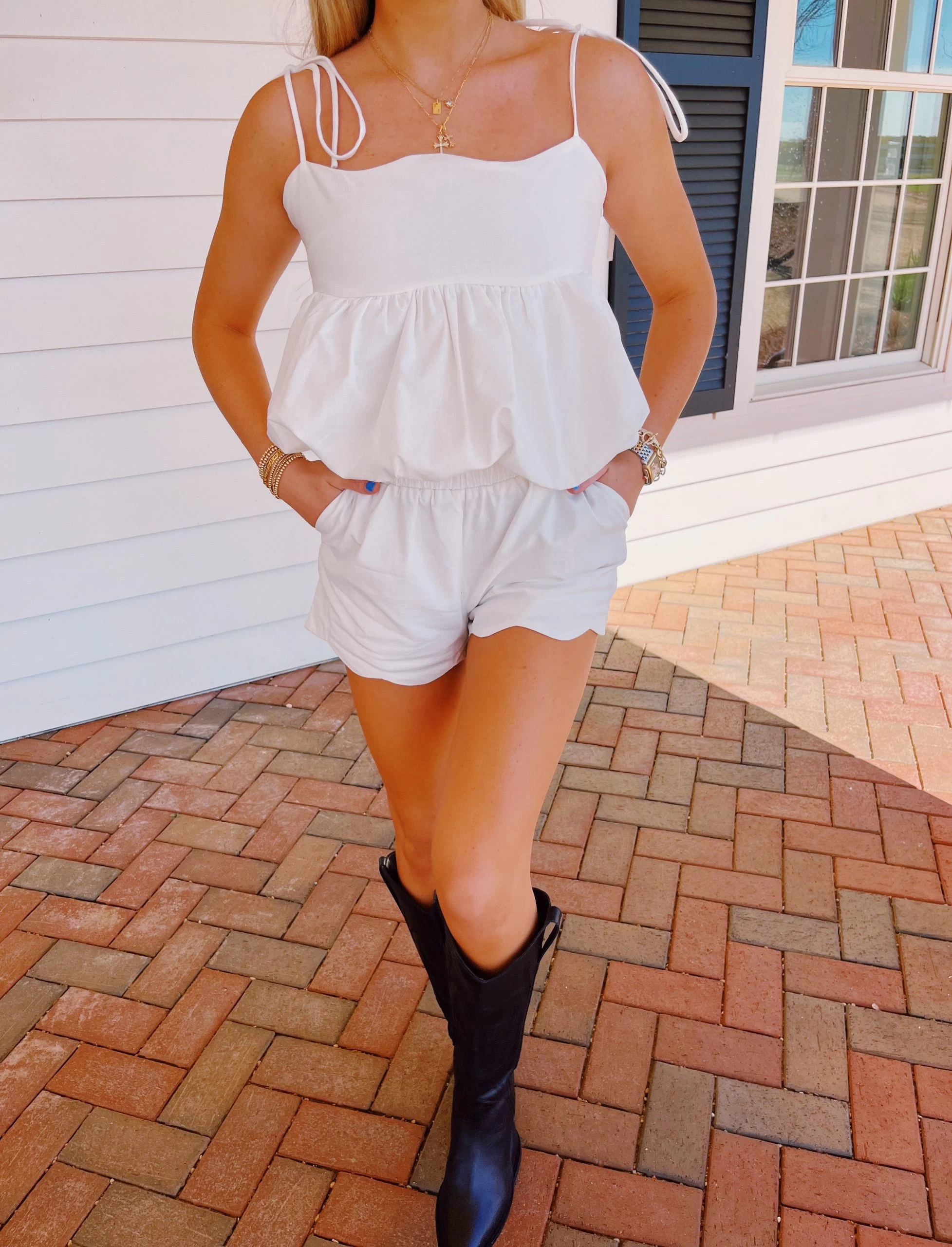 Ella Scalloped Linen Shorts - Off White 1 Ella Scalloped Linen Shorts - Off White