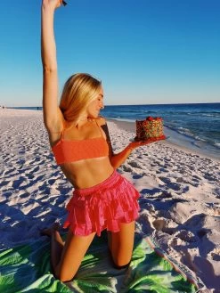 The Daisy Skirt - Bubble Gum -Fashion Finds Outlet image 4a660de9 bbe1 43c4 8434 f4a2fafea738